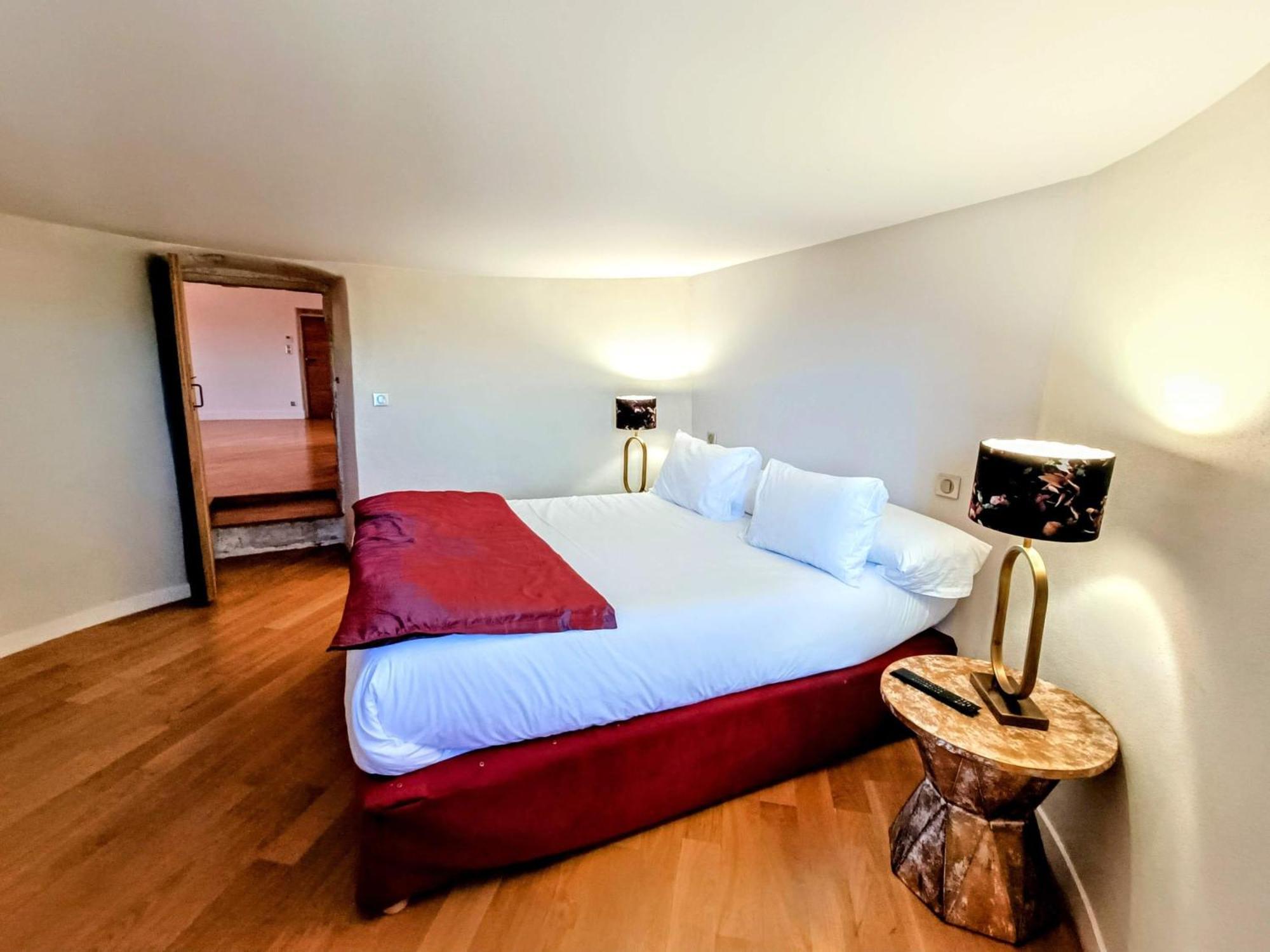 Les Chambres De La Renaissance Sainte-Julie Habitación foto