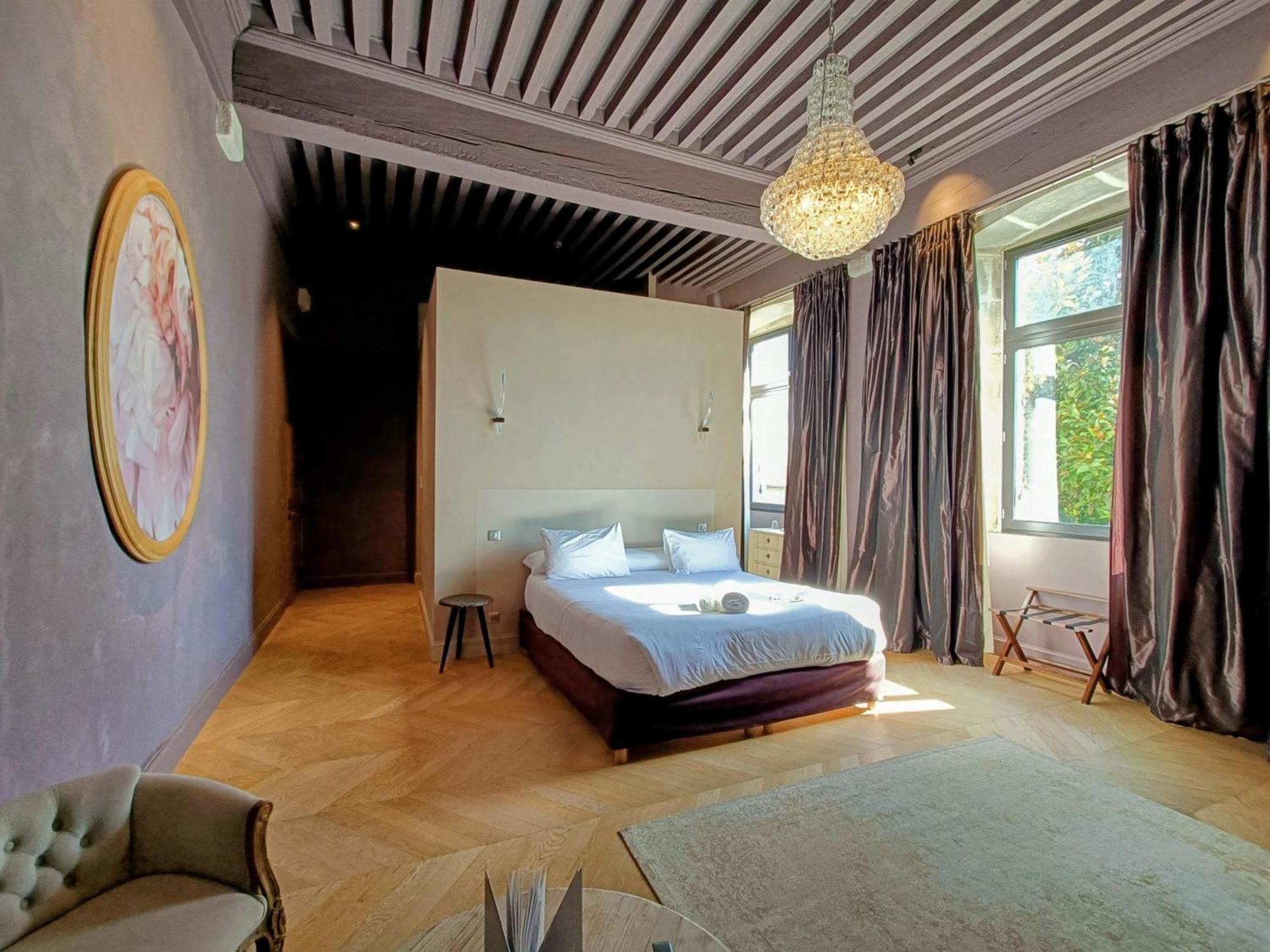 Les Chambres De La Renaissance Sainte-Julie Habitación foto